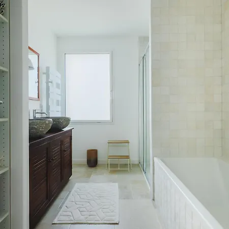Villa Magnifique Climatisee 4 Chambres, 4 Salles De Bain Avec Piscine Chauffee, Salle De Sport Proche