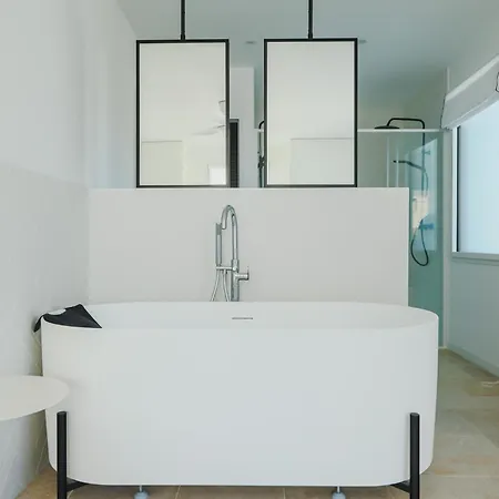 Magnifique Climatisee 4 Chambres, 4 Salles De Bain Avec Piscine Chauffee, Salle De Sport Proche *