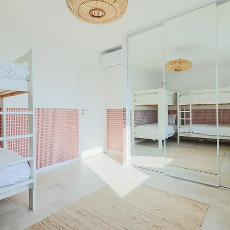 Magnifique Climatisee 4 Chambres, 4 Salles De Bain Avec Piscine Chauffee, Salle De Sport Proche