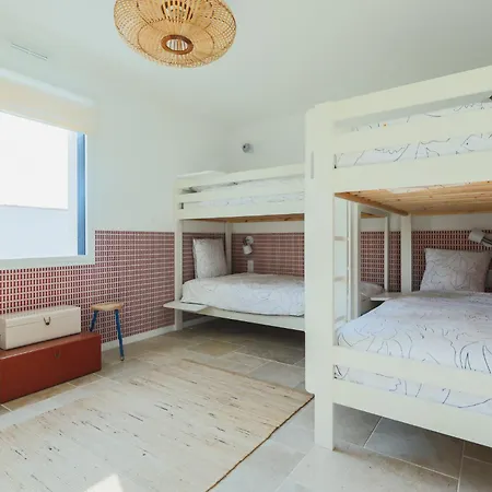 Villa Villa Magnifique Climatisee 4 Chambres, 4 Salles De Bain Avec Piscine Chauffee Proche Mer Le Bernard