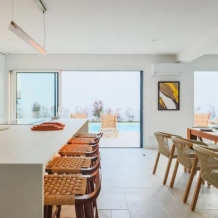 Magnifique Climatisee 4 Chambres, 4 Salles De Bain Avec Piscine Chauffee, Salle De Sport Proche * Le Bernard