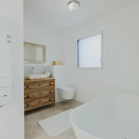 Magnifique Climatisee 4 Chambres, 4 Salles De Bain Avec Piscine Chauffee, Salle De Sport Proche Villa Le Bernard